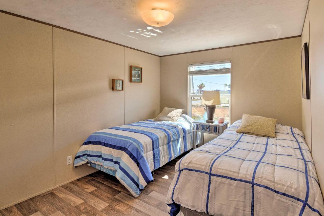 Quaint Port Oconnor Home - 3 Mi To Beach! Port O'Connor Екстер'єр фото