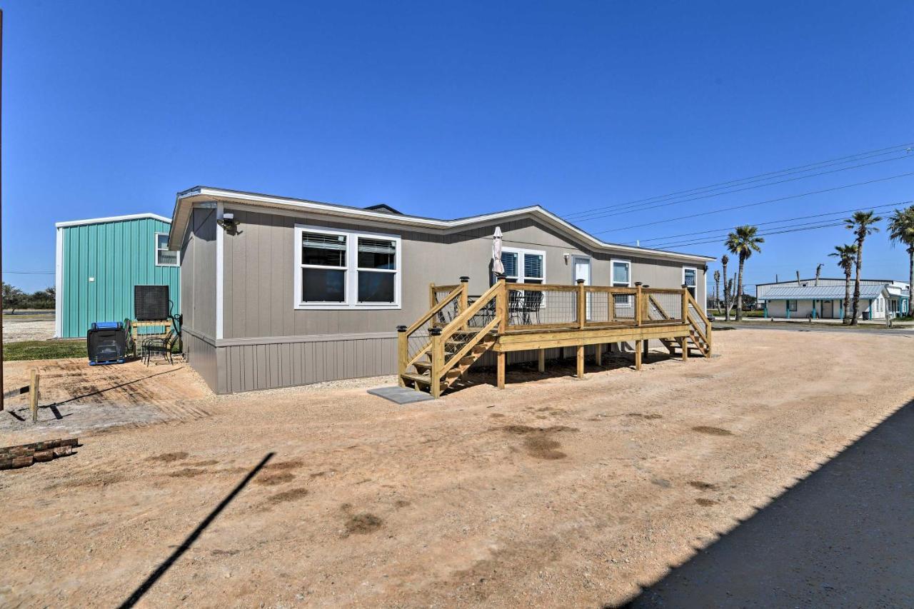 Quaint Port Oconnor Home - 3 Mi To Beach! Port O'Connor Екстер'єр фото