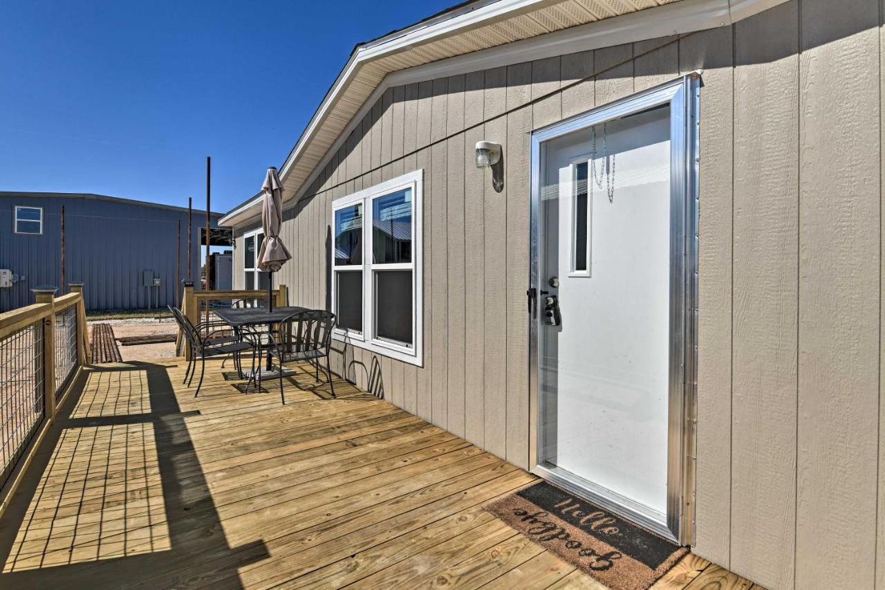 Quaint Port Oconnor Home - 3 Mi To Beach! Port O'Connor Екстер'єр фото